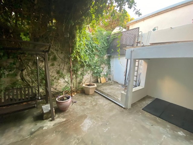 2+1 Bungalow Zu Verkaufen In Kyrenia Bellapais ** 