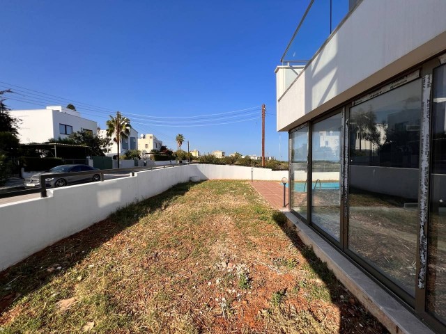 Girne Çatalköy Satılık 3+1 Villa / Özel havuzlu