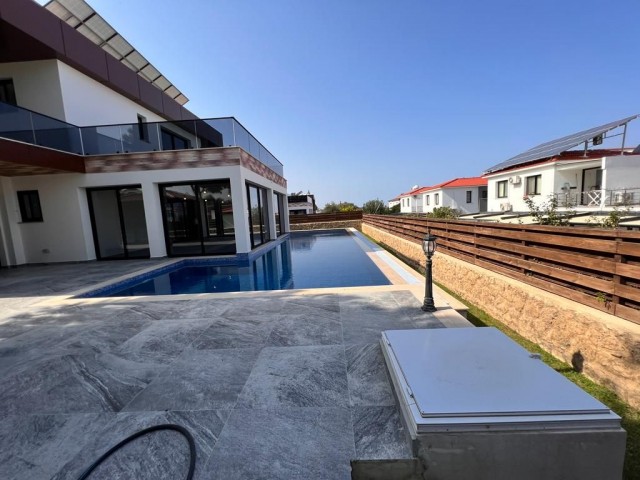 4 bedroom luxury villa for sale in Kyrenia, Karaoglanoglu 