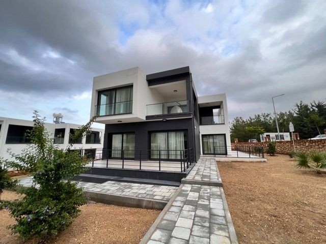 3+1 Villa zum Verkauf in Çatalköy, Kyrenia