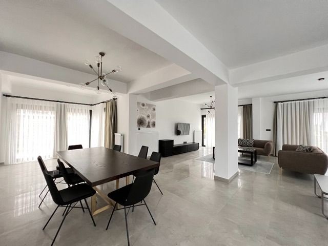 3+1 Villa zum Verkauf in Çatalköy, Kyrenia