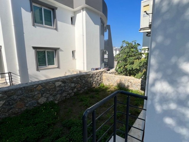 1+1 Flat For Sale In Kyrenia , Karaoğlanoğlu