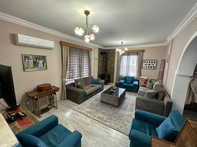 Girne Ozanköy Satılık 4+1 Villa