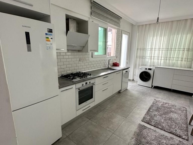 Girne Merkez Satılık 3+1 Daire / Full Eşyalı