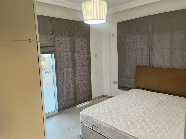 Kyrenia Alsancak Zu vermieten 3+1 Villa / Privater Pool