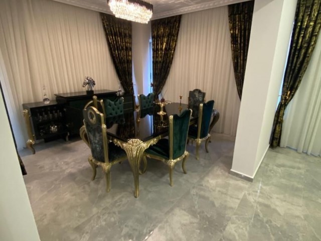 Girne Merkez Satılık 3+1 Penthouse