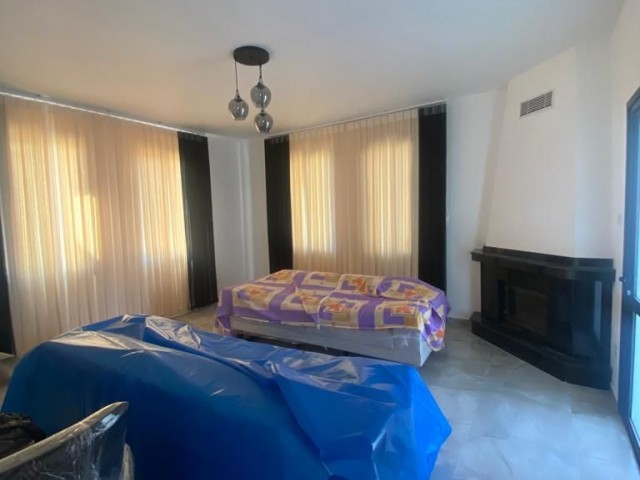 3+1 villa for sale in Kyrenia/Ozanköy on a 1 decare plot