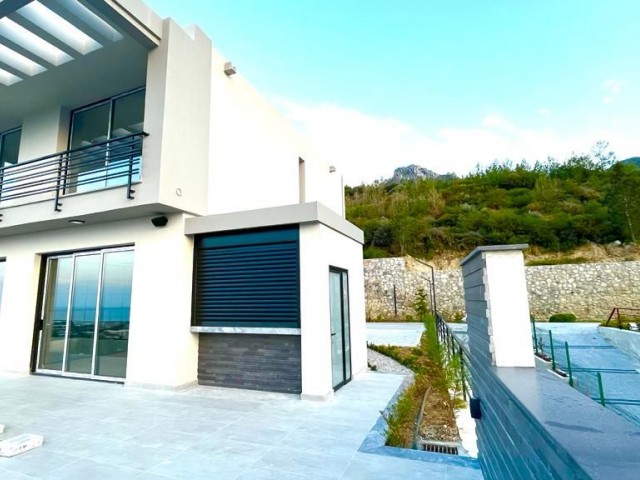 4+1 Villa zum Verkauf in Girne Edremit