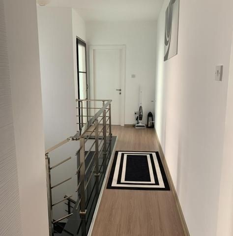 Girne Ozankoy Satılık 3+1 Villa