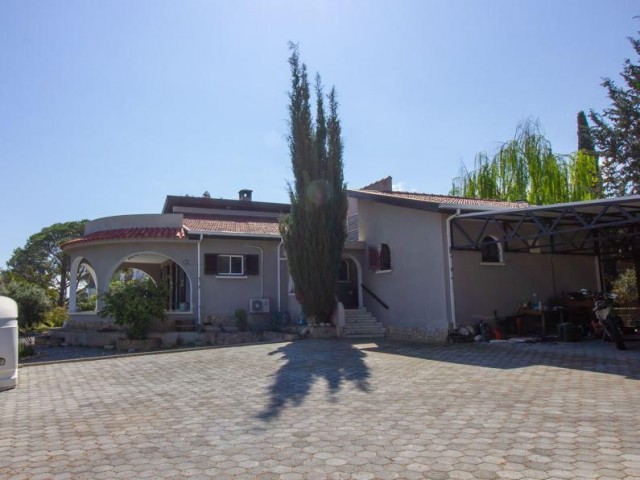 4+1 Bungalow on big size plot for sale in Catalkoy 