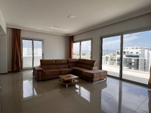 2+1 Stunning PENTHOUSE in Dereboyu