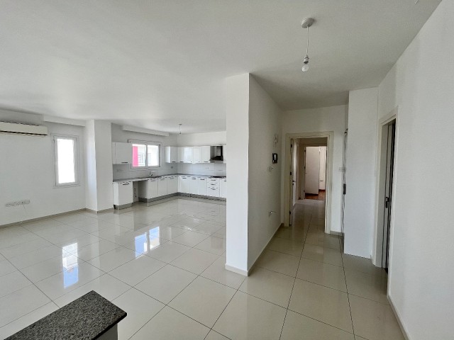 3 bedroom penthouse for sale in the center of Kyrenia 