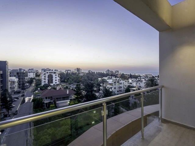 2 bedroom penthouse apartment for rent in Kyrenia Center