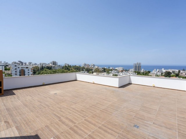 2 bedroom penthouse apartment for rent in Kyrenia Center