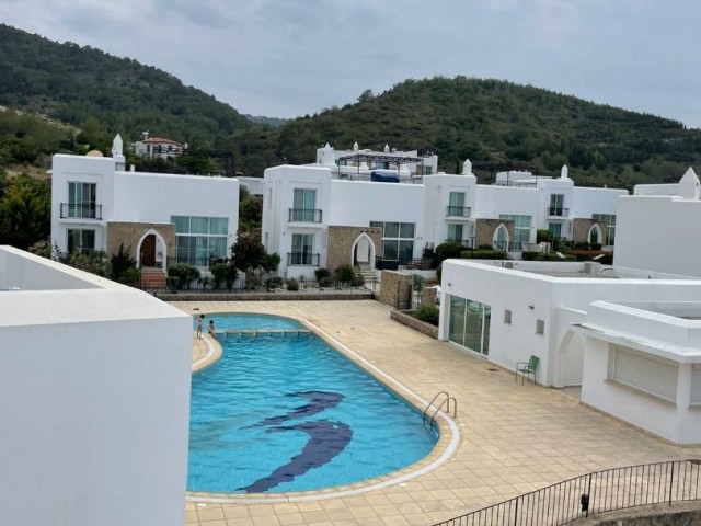 3+1 Villa zum Verkauf in Girne Karsiyaka / mit Pool