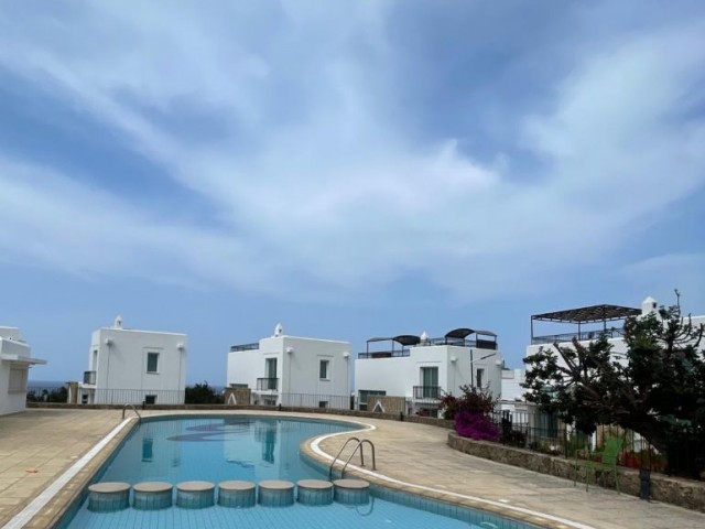 3+1 Villa zum Verkauf in Girne Karsiyaka / mit Pool