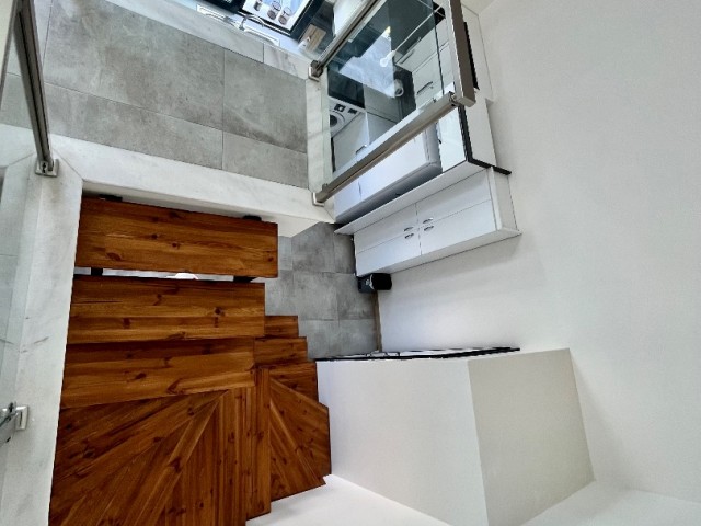 گیرنه Alsancak 1+1 Loft Flat برای اجاره / کوتاه مدت