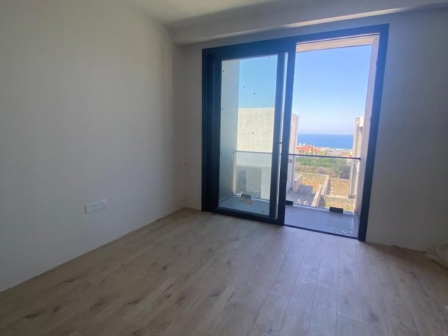 Girne/Edremit’te satılık 3+1 havuzlu villa