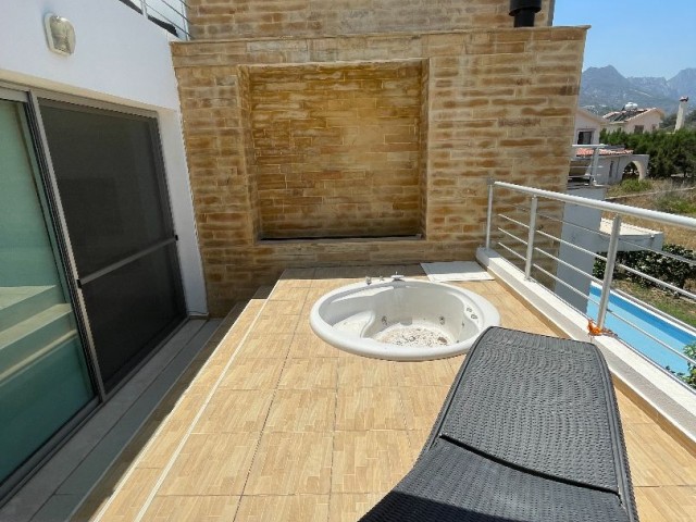 Maisonette-Wohnung mit 2 Schlafzimmern in Dogankoy, Girne