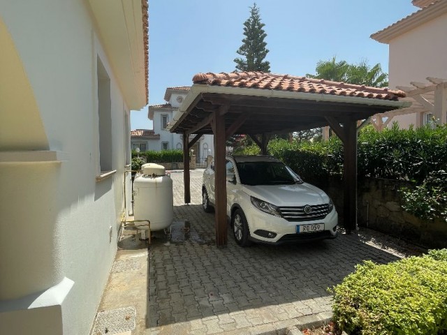 Girne  Karaoglanoglu Satılık 3 +1 Türk Tapulu Villa