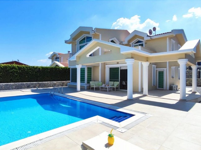 Stunning 3+1 Villa for rent in Alsancak ( no pets)