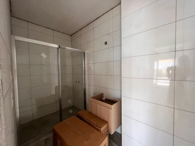 Girne merkezde satılık 2+1 penthouse 