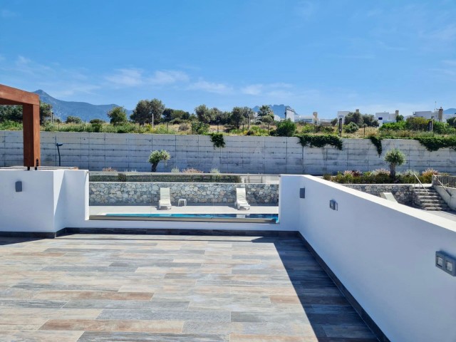 3+1 Bungalow direkt am Meer zu verkaufen, Alagadi, Kyrenia