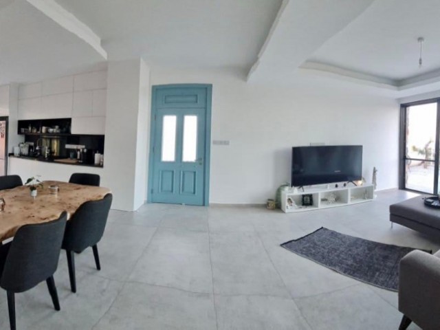 3+1 Bungalow direkt am Meer zu verkaufen, Alagadi, Kyrenia