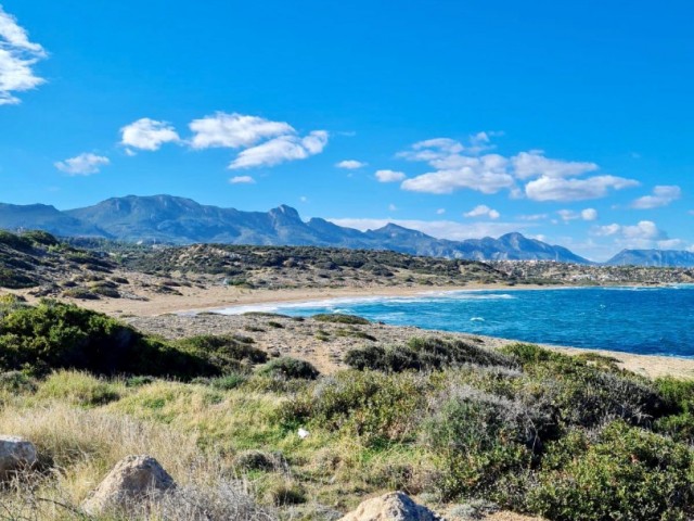 3+1 Bungalow direkt am Meer zu verkaufen, Alagadi, Kyrenia