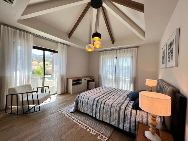 Luxuriöse 4+1-Villa zum Verkauf, 0 km vom Meer entfernt, Esentepe-Girne