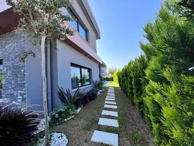 SATILIK LUX 5+2 Villa Ciglos, Girne