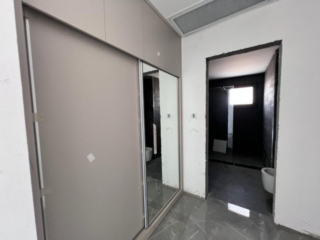 SATILIK LUX 5+2 Villa Ciglos, Girne