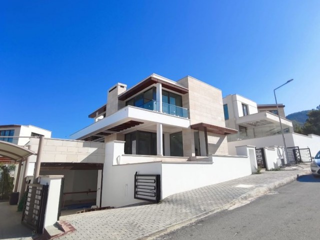 3+1 Maisonette-Villa zum Verkauf, Olivenhain mit Panoramablick und privatem Pool, Kyrenia, Nordzypern