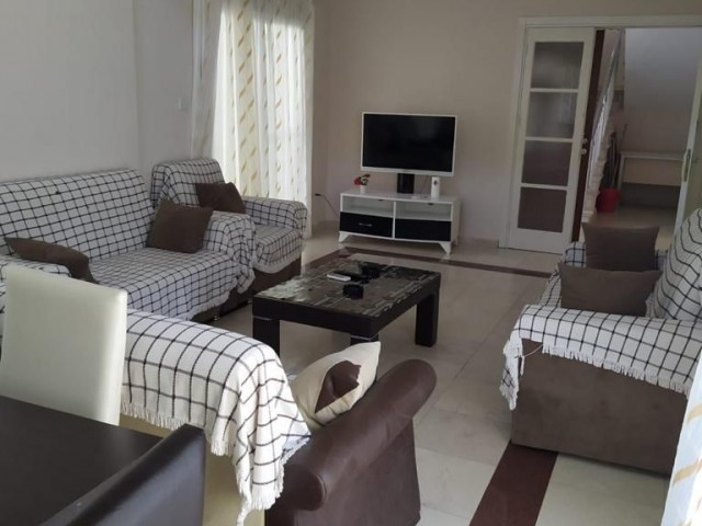 4+1 Villa for Daily Rent in Kyrenia Çatalköy