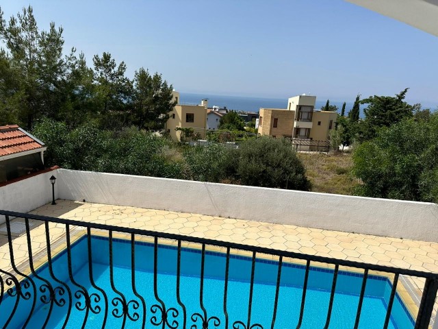 Kyrenia Edremit 3+1 Villa zu vermieten / mit privatem Pool