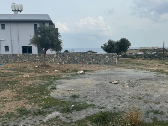 GiRNE  ÇATALKOY'DE  SATILIK ARSA