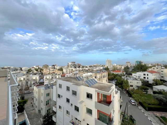 2+1 apartment for sale in Kyrenia city center, sea and mountains view