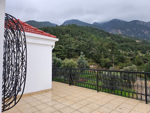 Kyrenia Lapta 3+1 Privatvilla, Tagesmiete