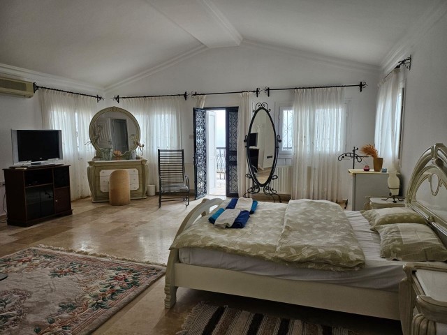 Kyrenia Lapta 5+1 Privatvilla, Tagesmiete