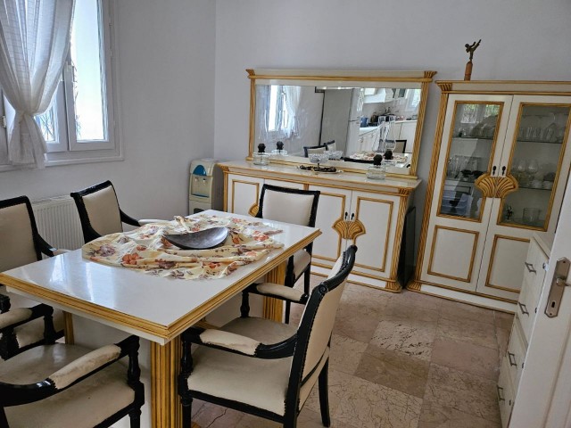 Kyrenia Lapta 5+1 Privatvilla, Tagesmiete