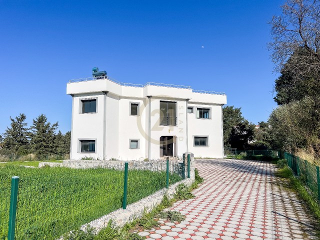 4+1 Luxusvilla zu verkaufen, Alsancak, Kyrenia. NUR OFFIZIELL