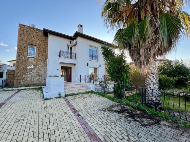 Satılık 3+1 özel villa, Çatalköy, Girne. Türk koçan