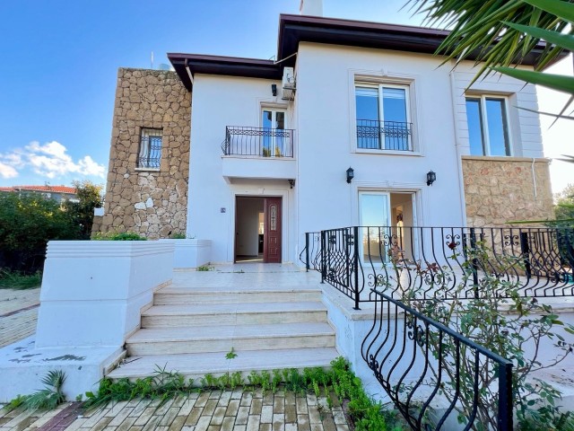 Satılık 3+1 özel villa, Çatalköy, Girne. Türk koçan