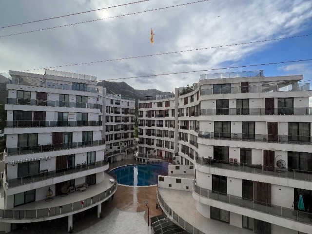 Wunderschönes Penthouse 4+2 mit herrlicher Aussicht zu vermieten im Zentrum von Kyrenia