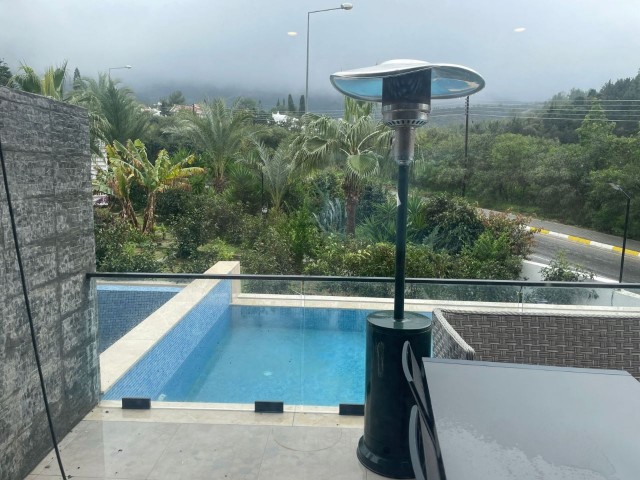 4+1 Penthouse zur Miete in Kyrenia Bellapais