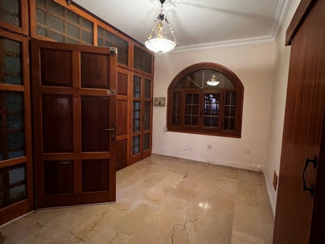 Kiralık Villa-Edremit, Girne