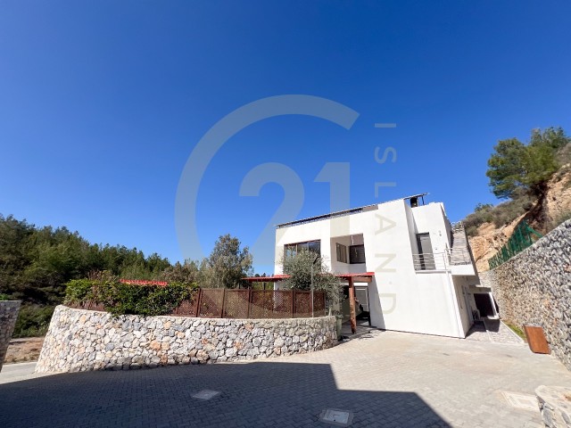 For sale LUXURY NEW READY TO MOVE IN modern 4+2 detached villa with a private pool. Bellapais. Kyren
