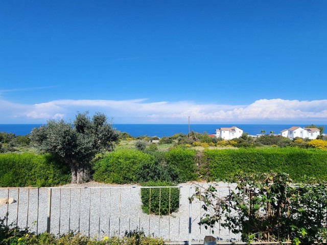 2+1 Wohnung zum Verkauf mit Meer- und Naturblick auf einem Grundstück mit Pool in Esentepe