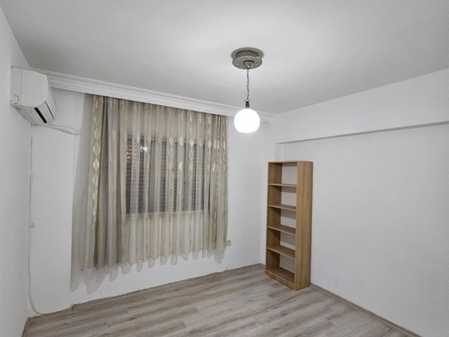 3+1 flat for sale in Nicosia/Dereboyu