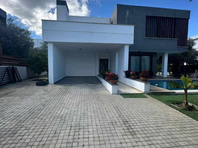 Luxury villa with private pool for rent